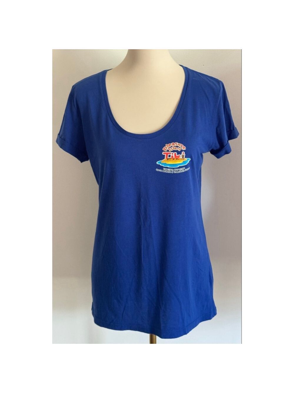 Women's District Threads T-Shirt Blue Tiki Bar Graphic Size XL